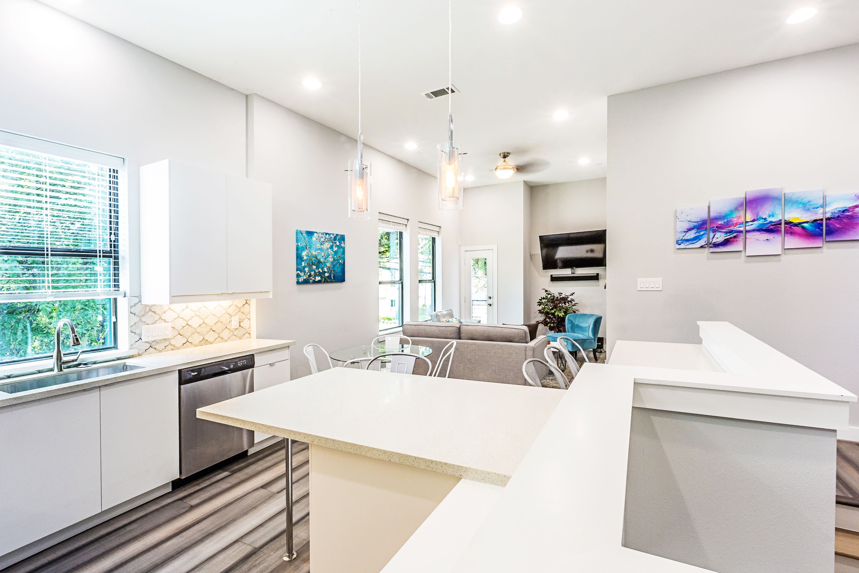 Montrose Guesthouse Suites