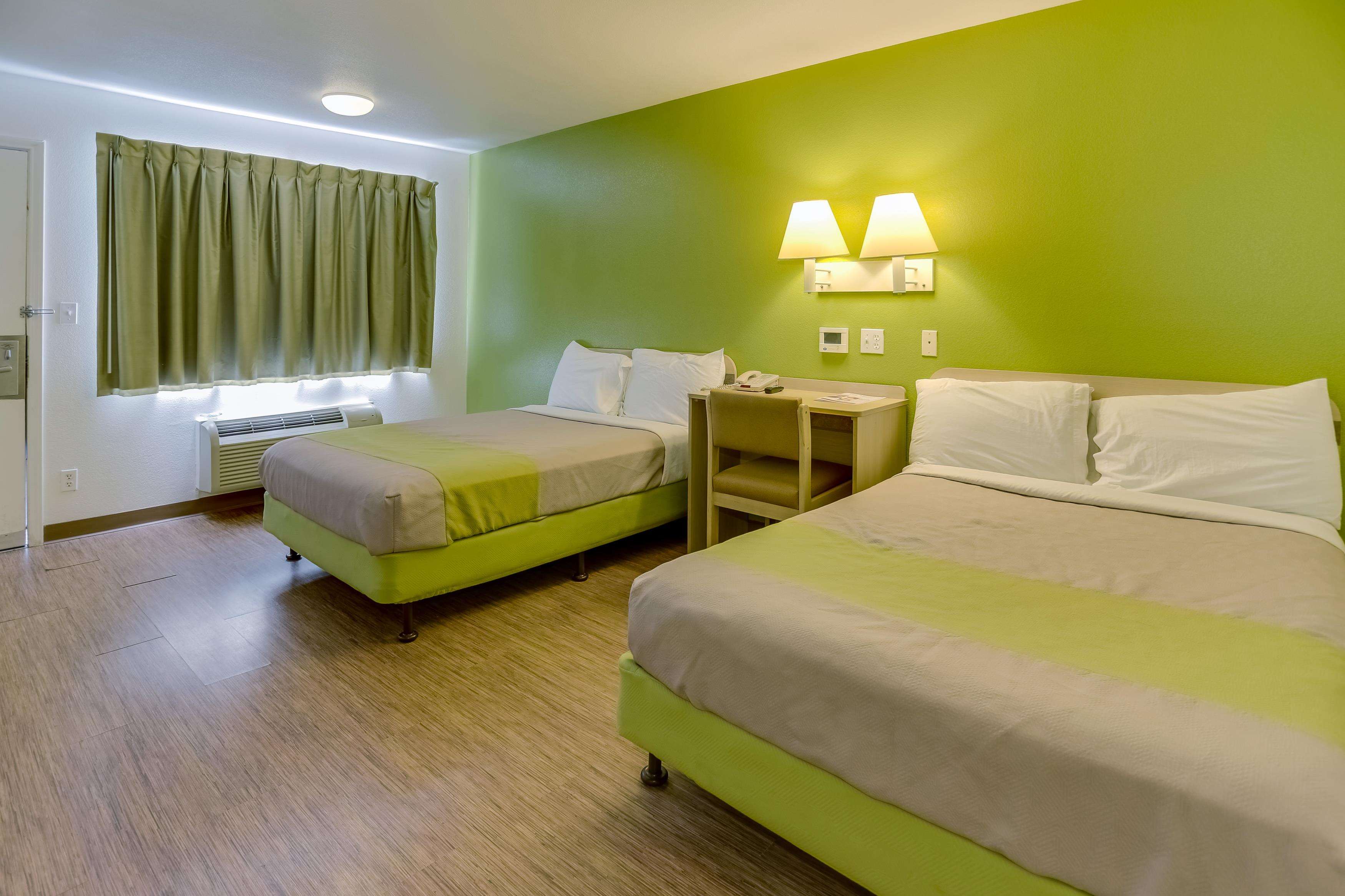 Red Roof Inn Houston - Jersey Village