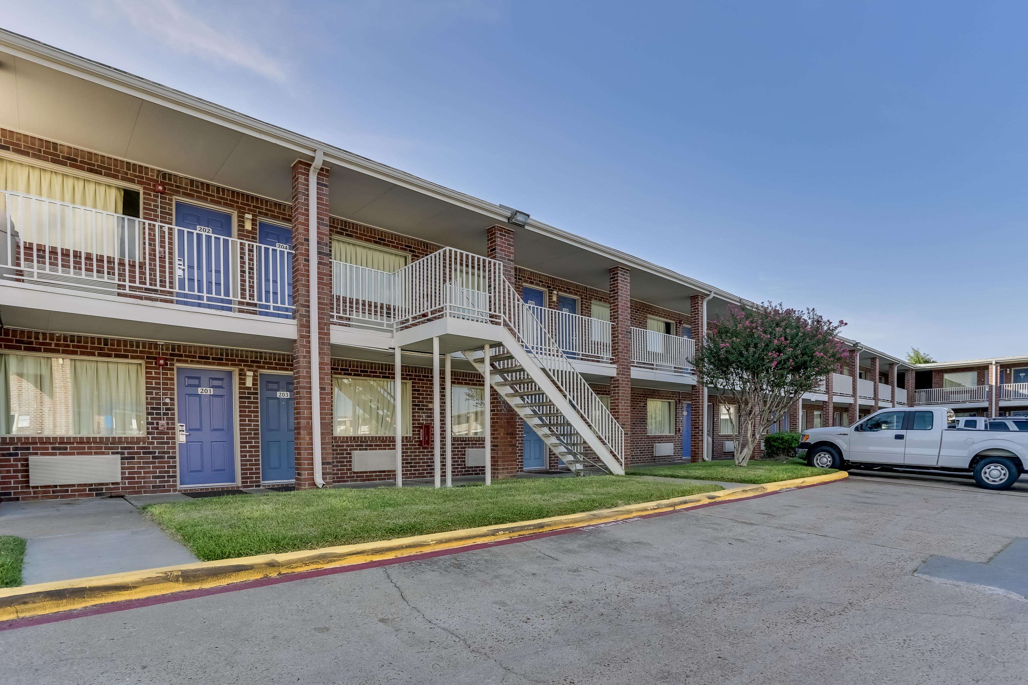 Red Roof Inn Houston - Jersey Village