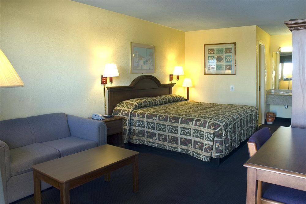 Motel 6 Houston, TX North Bammel