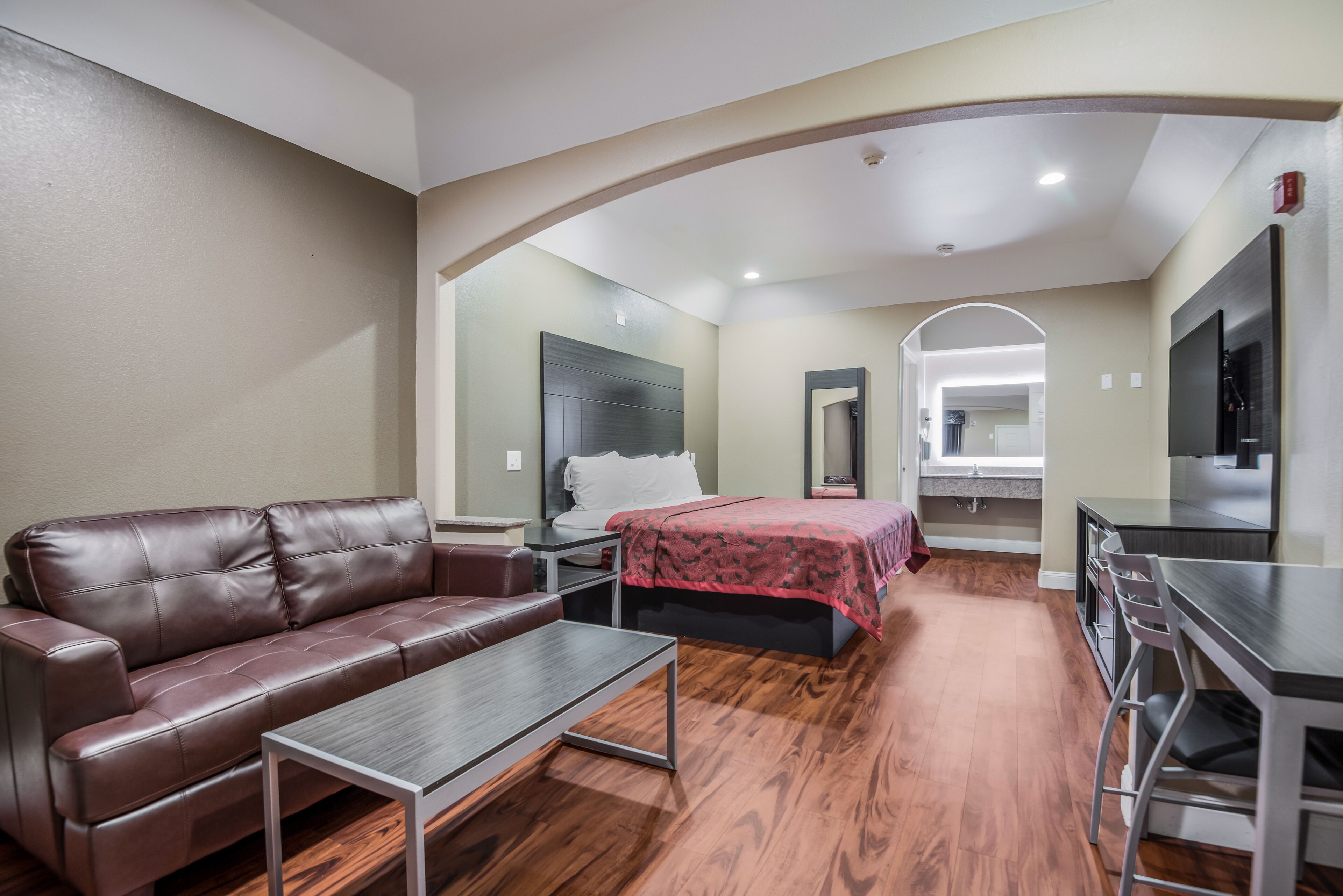 Scottish Inns & Suites IAH Airport South