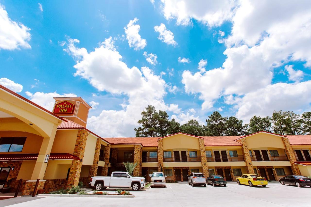 Crystal Inn & Suites Willowbrook Mall