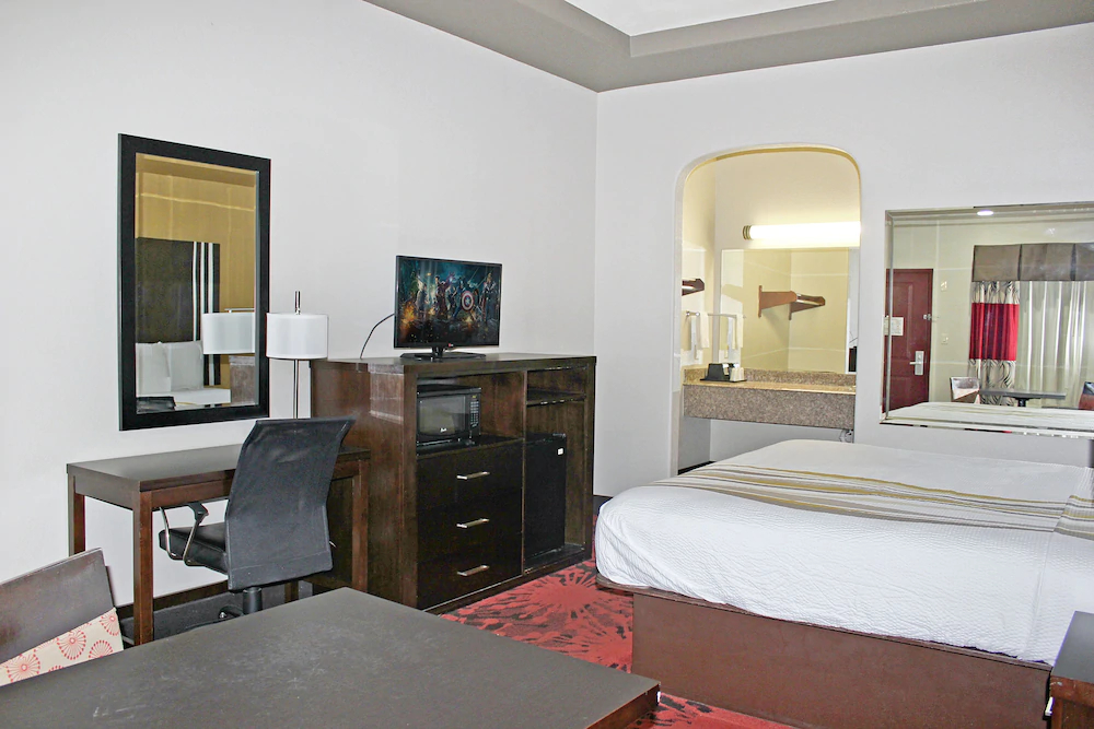 Palacio Royale Inn