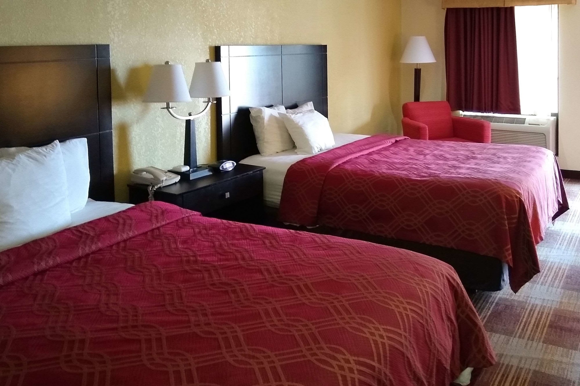 Econo Lodge Inn & Suites West - Energy Corridor
