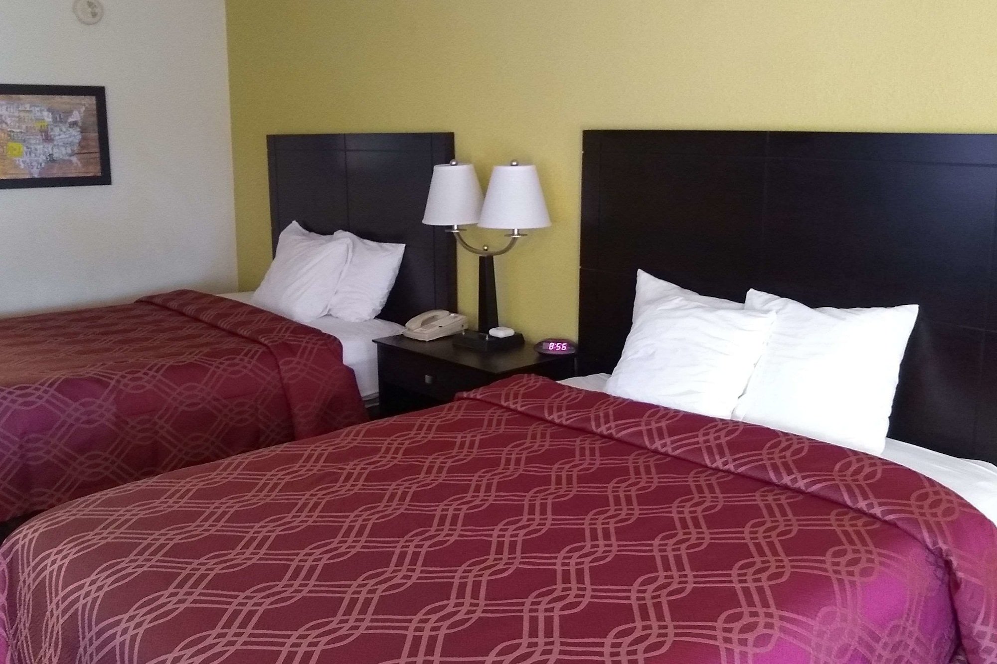 Econo Lodge Inn & Suites West - Energy Corridor