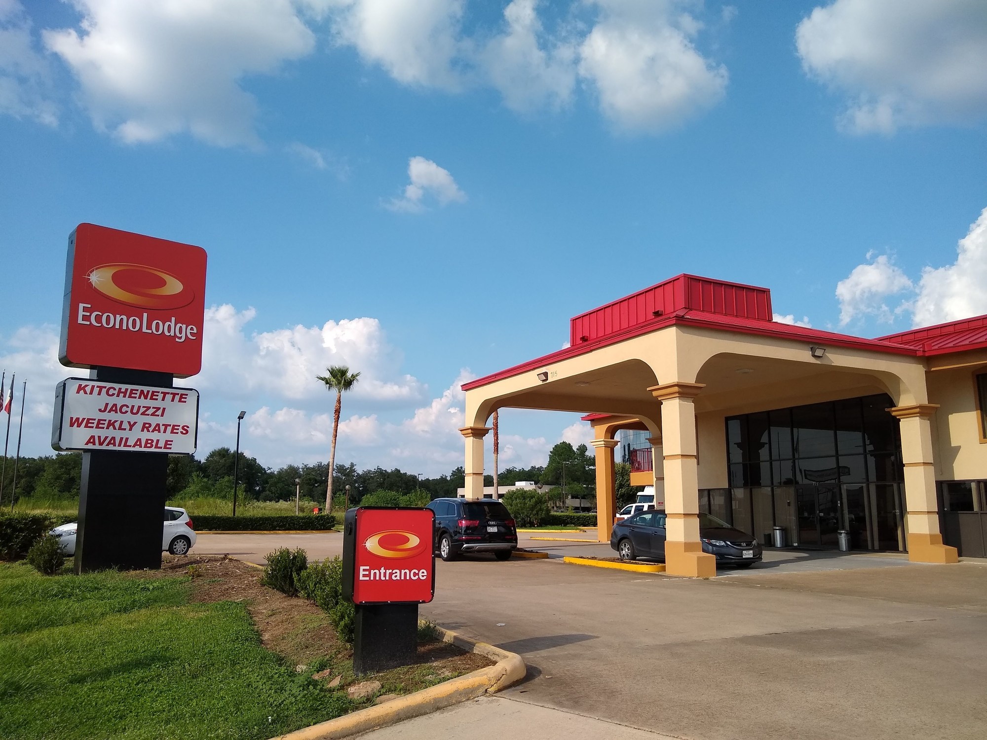 Econo Lodge Inn & Suites West - Energy Corridor