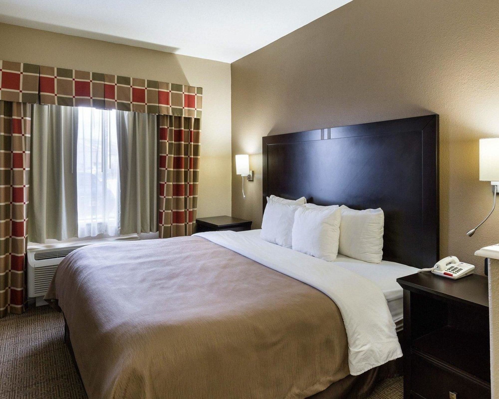 Quality Suites