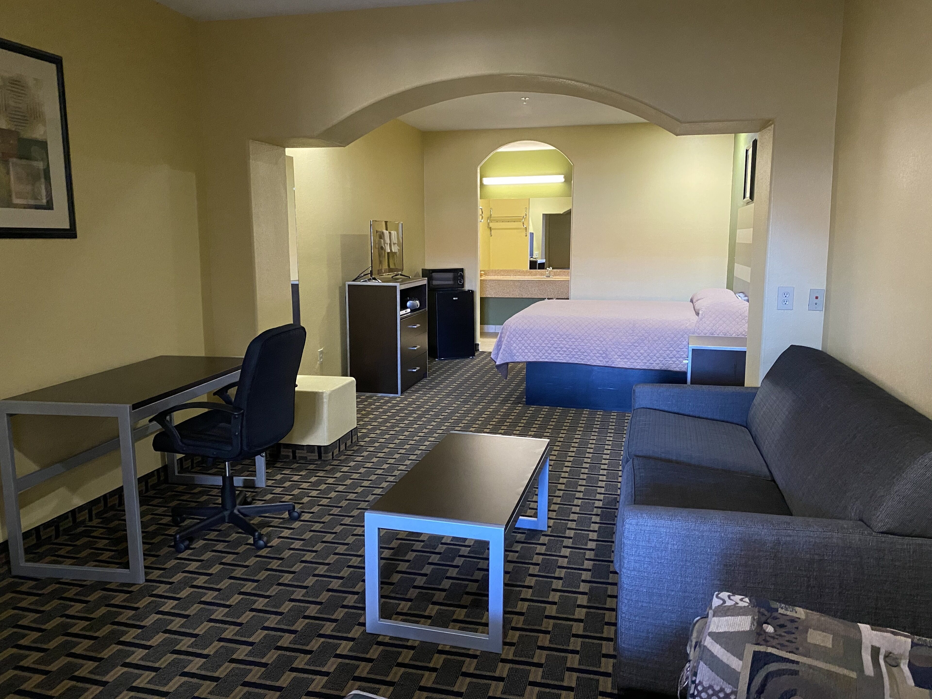 Redwood Suites