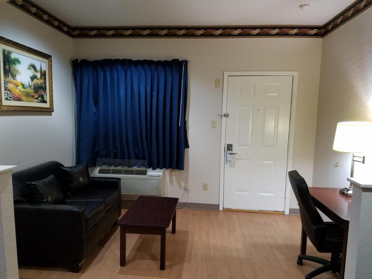 Scott Inn & Suites Houston