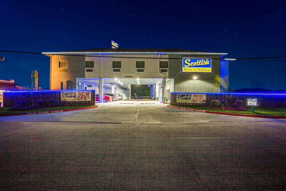 Scottish Inn & Suites