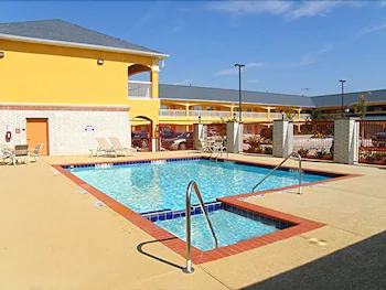 Scottish Inns & Suites Houston