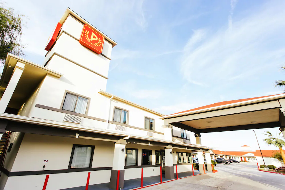 Palace Inn