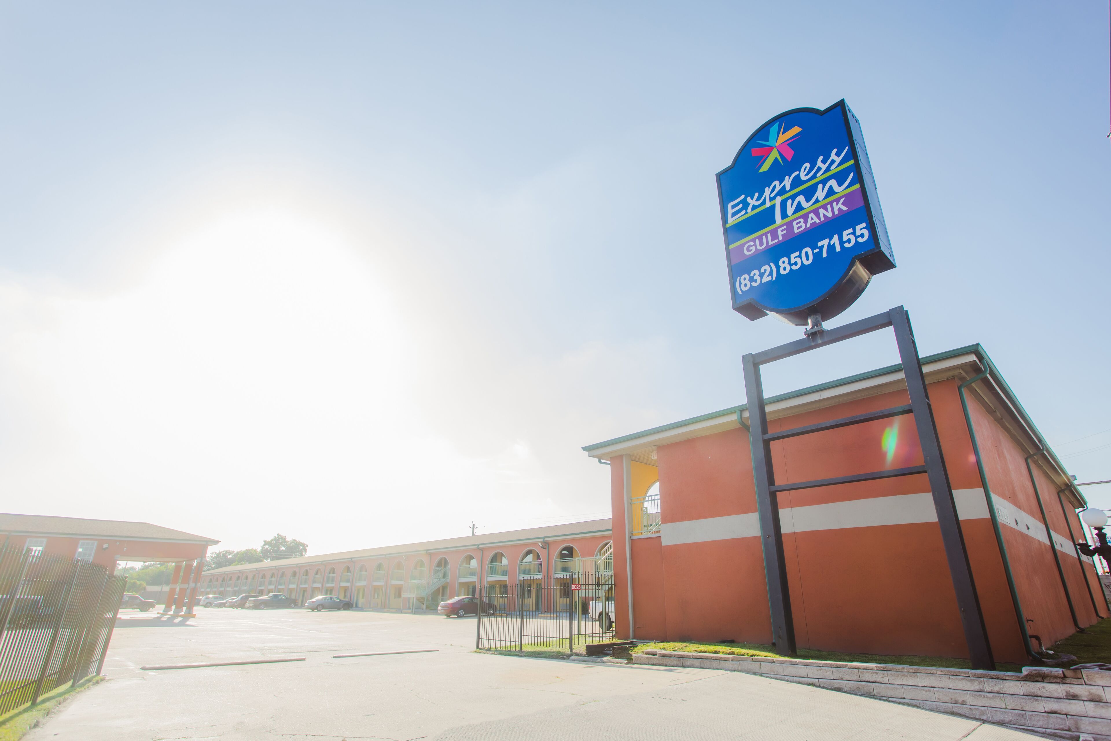 Express Inn Gulf Bank