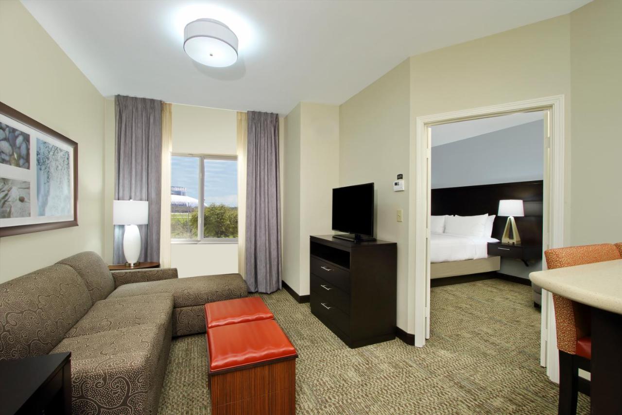 Staybridge Suites Houston - Medical Center