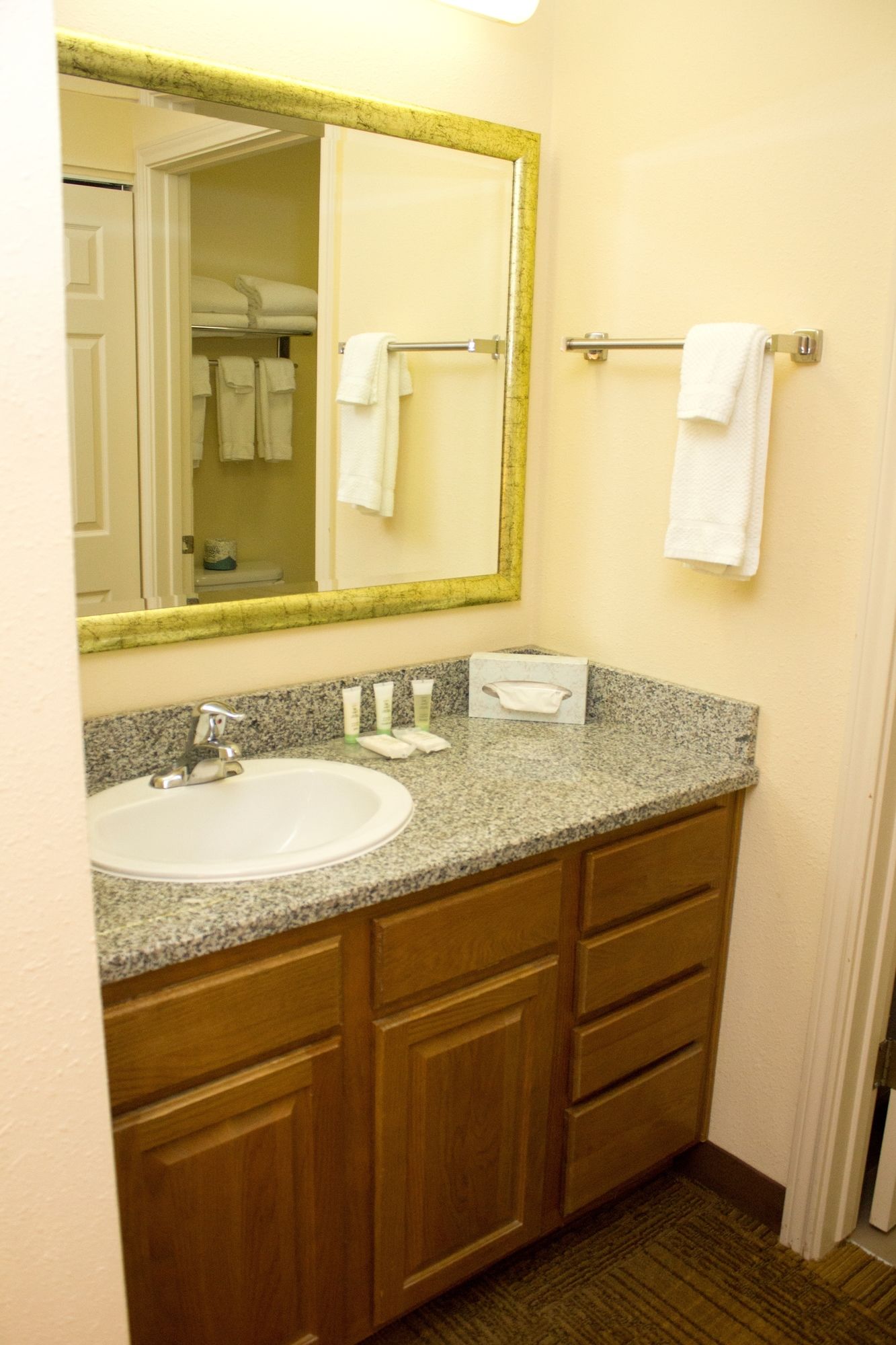 Staybridge Suites Houston Willowbrook