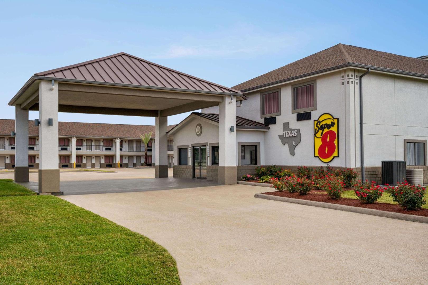 Crystal Inn By OYO Northeast Houston I-610
