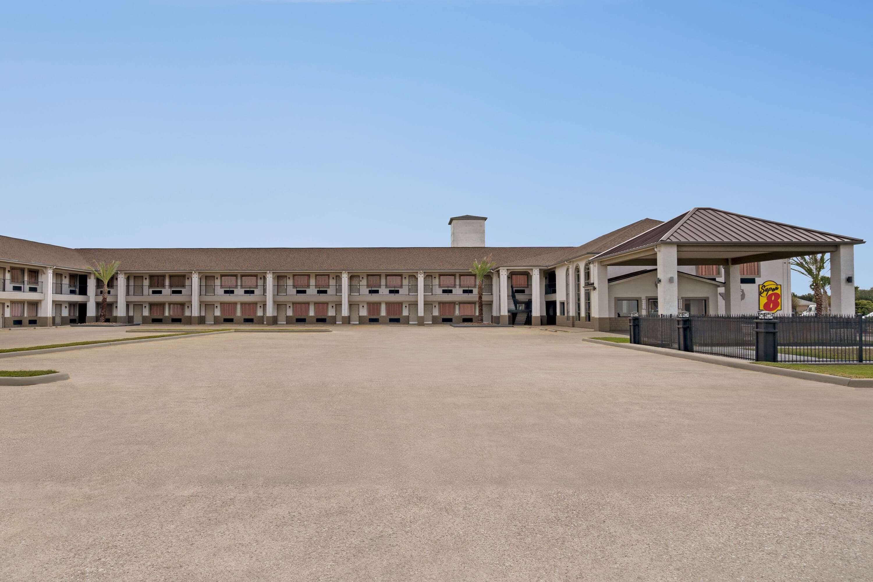 Crystal Inn By OYO Northeast Houston I-610