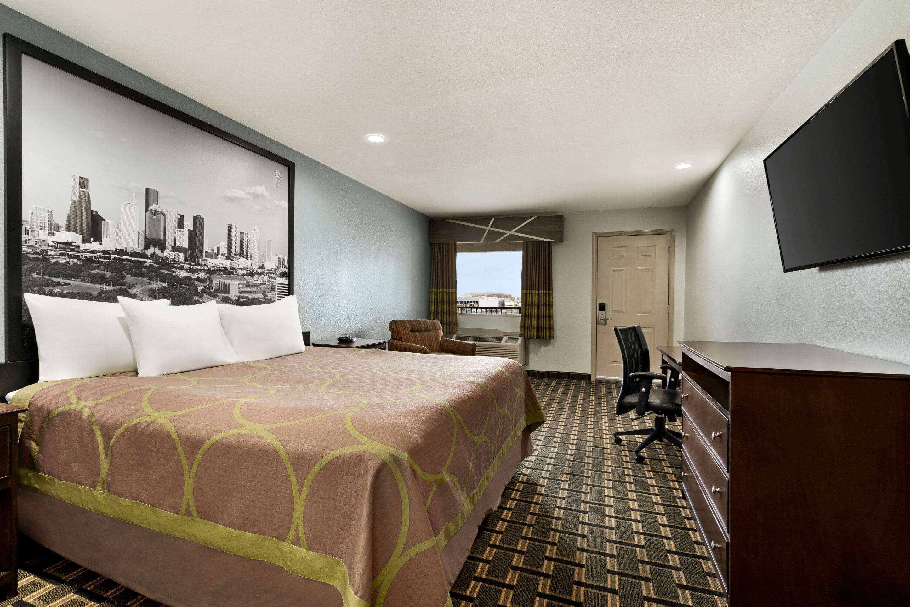 Crystal Inn By OYO Northeast Houston I-610