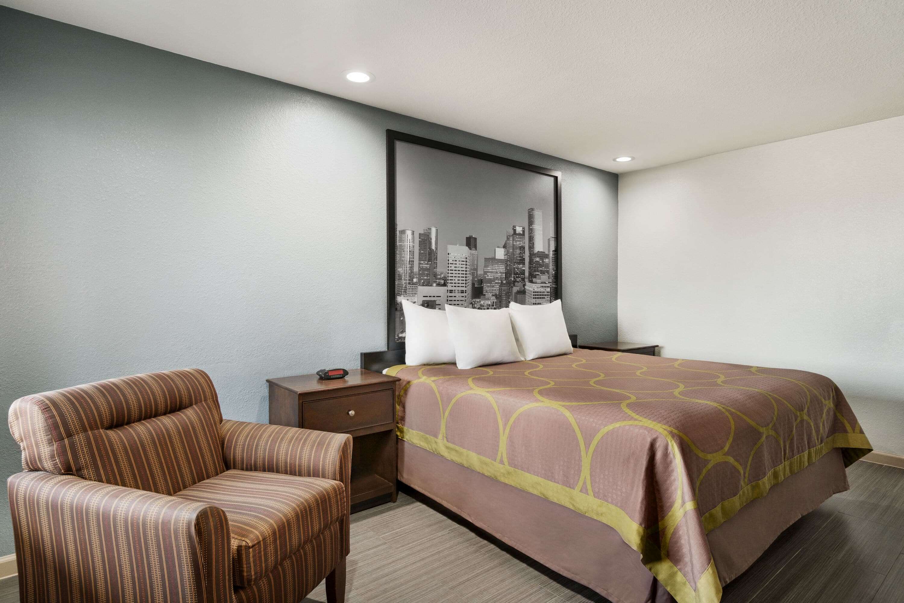 Crystal Inn By OYO Northeast Houston I-610