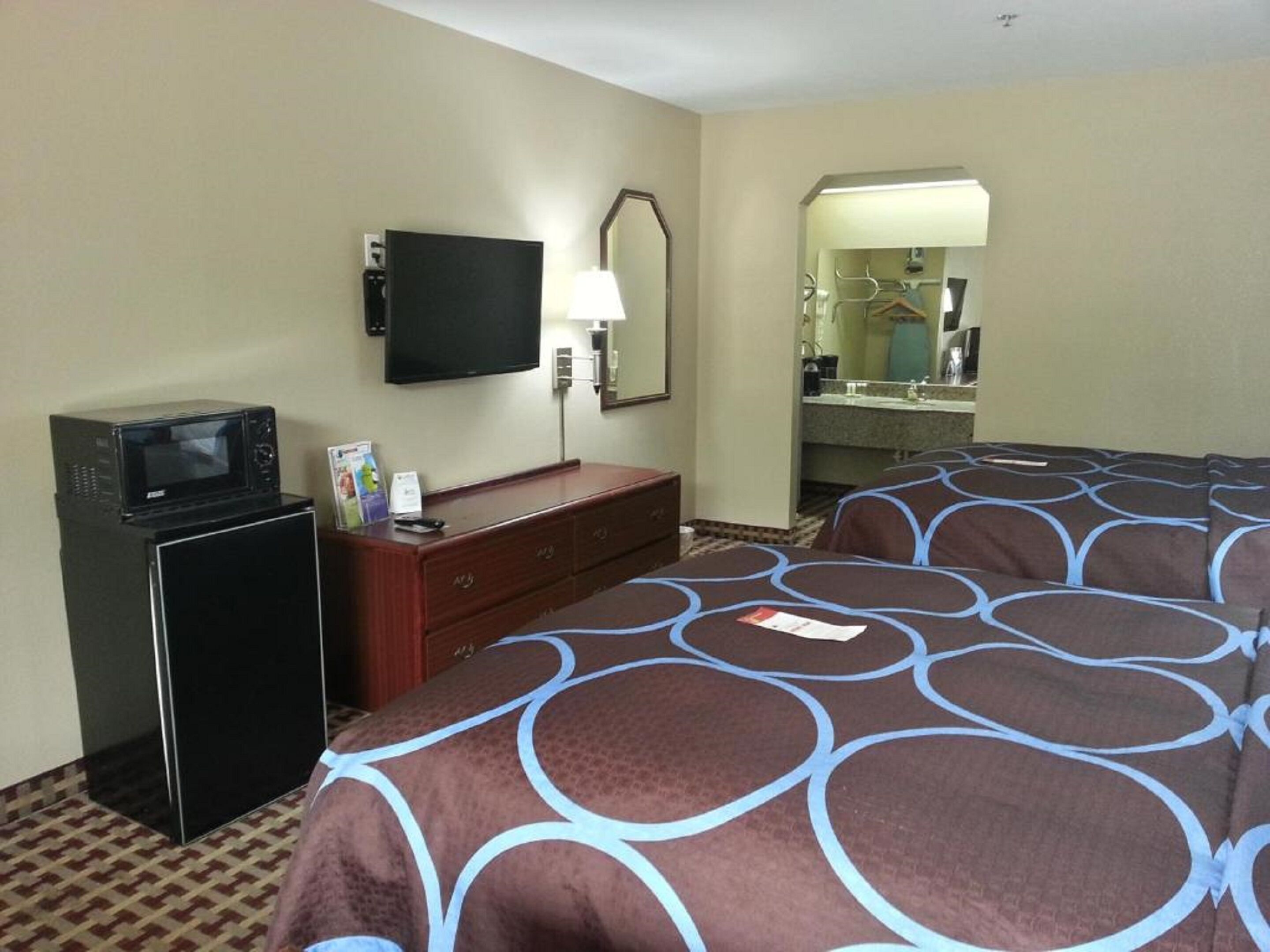 Super 8 by Wyndham Houston/Webster/NASA