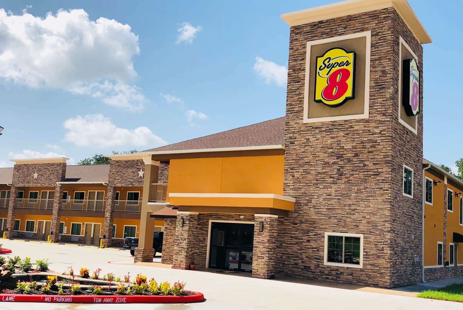 Super 8 by Wyndham Houston Northwest Cypress