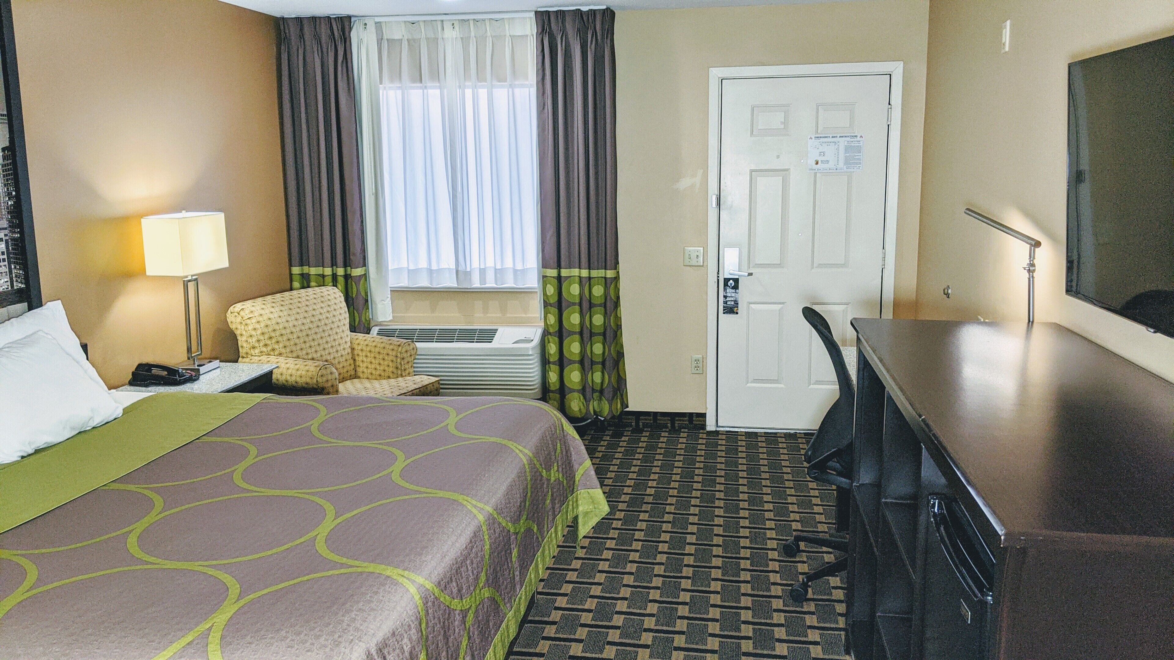 Super 8 by Wyndham Houston/Willowbrook/Hwy 249