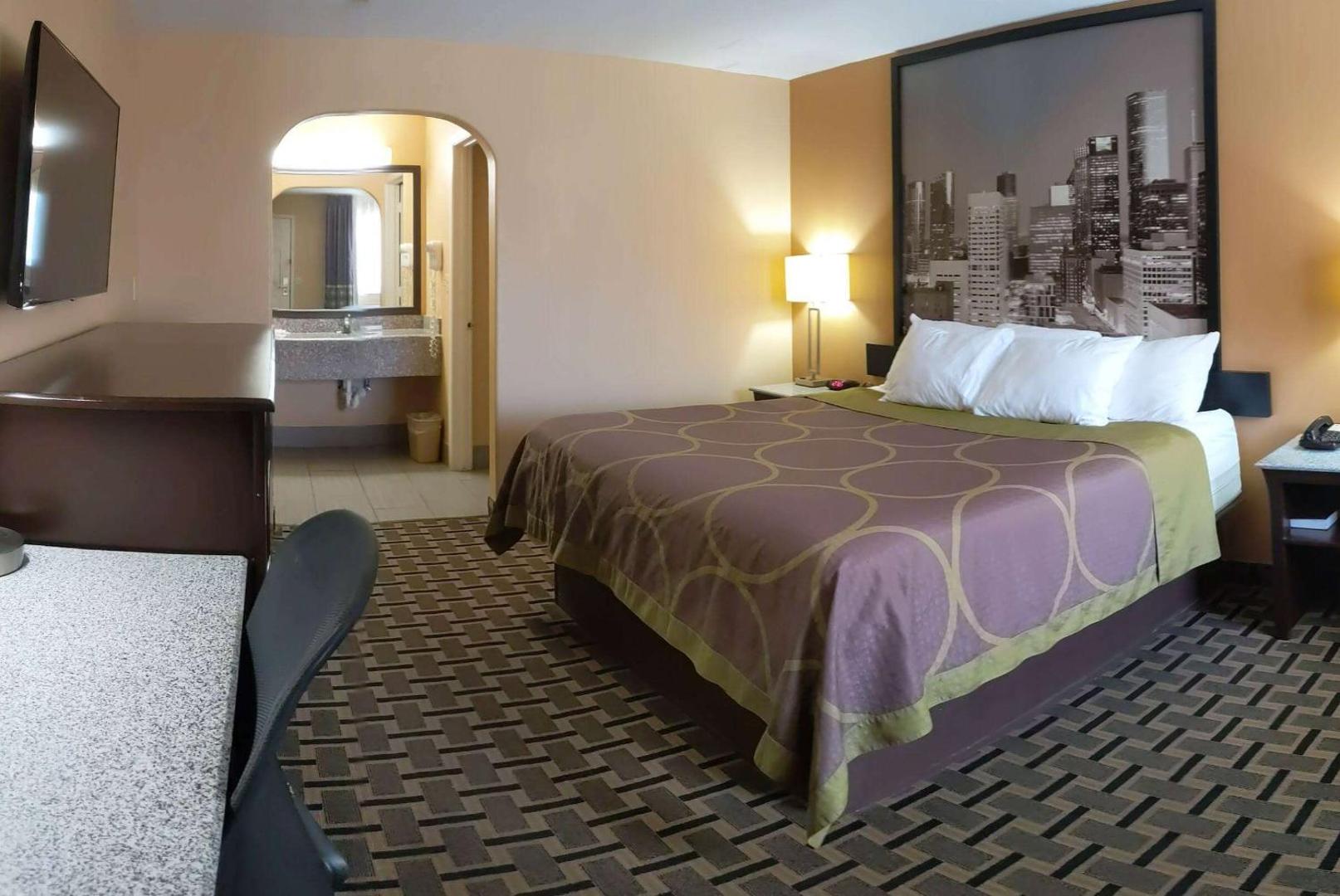 Super 8 by Wyndham Houston/Willowbrook/Hwy 249
