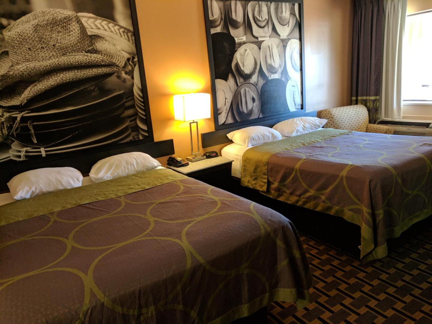 Super 8 by Wyndham Houston/Willowbrook/Hwy 249