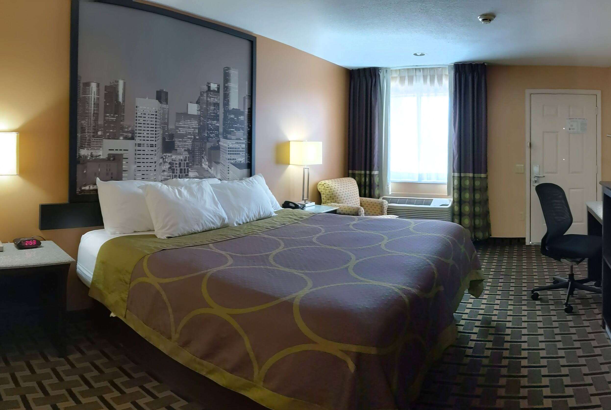 Super 8 by Wyndham Houston/Willowbrook/Hwy 249