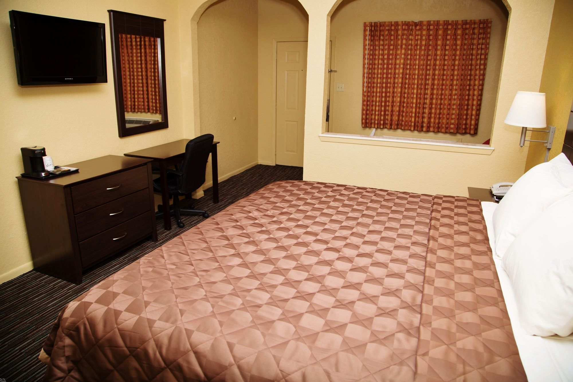 Winchester Inn & Suites Humble/IAH/North Houston