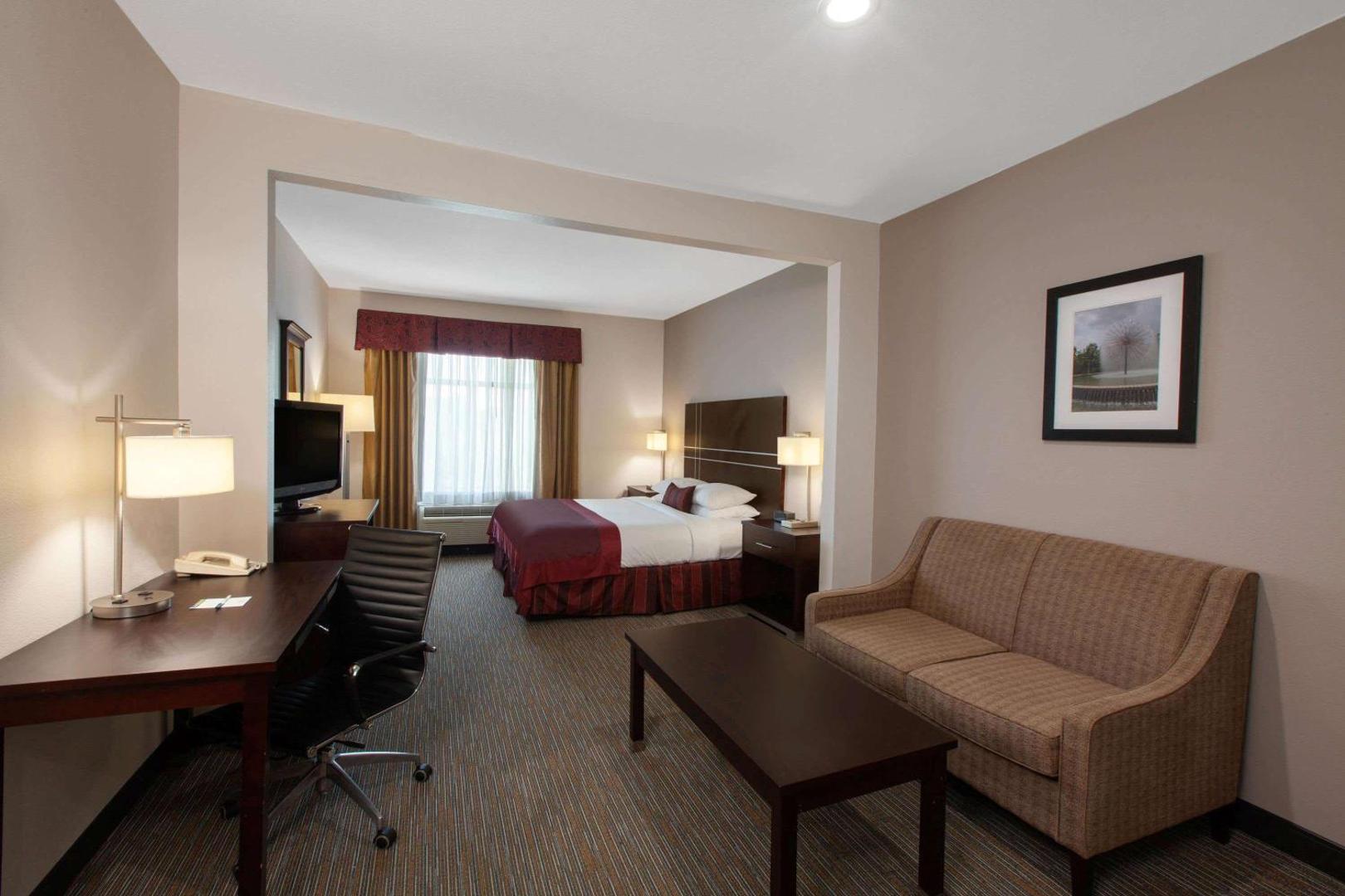 Wingate by Wyndham Houston / Willowbrook
