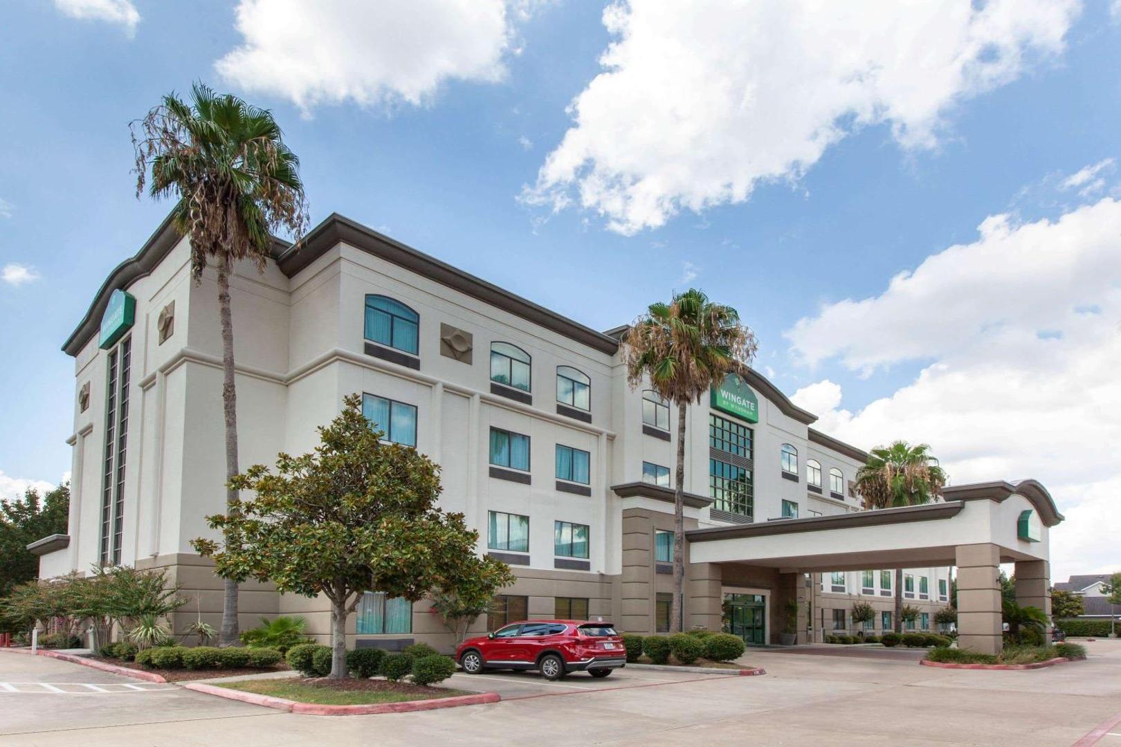 Wingate by Wyndham Houston / Willowbrook