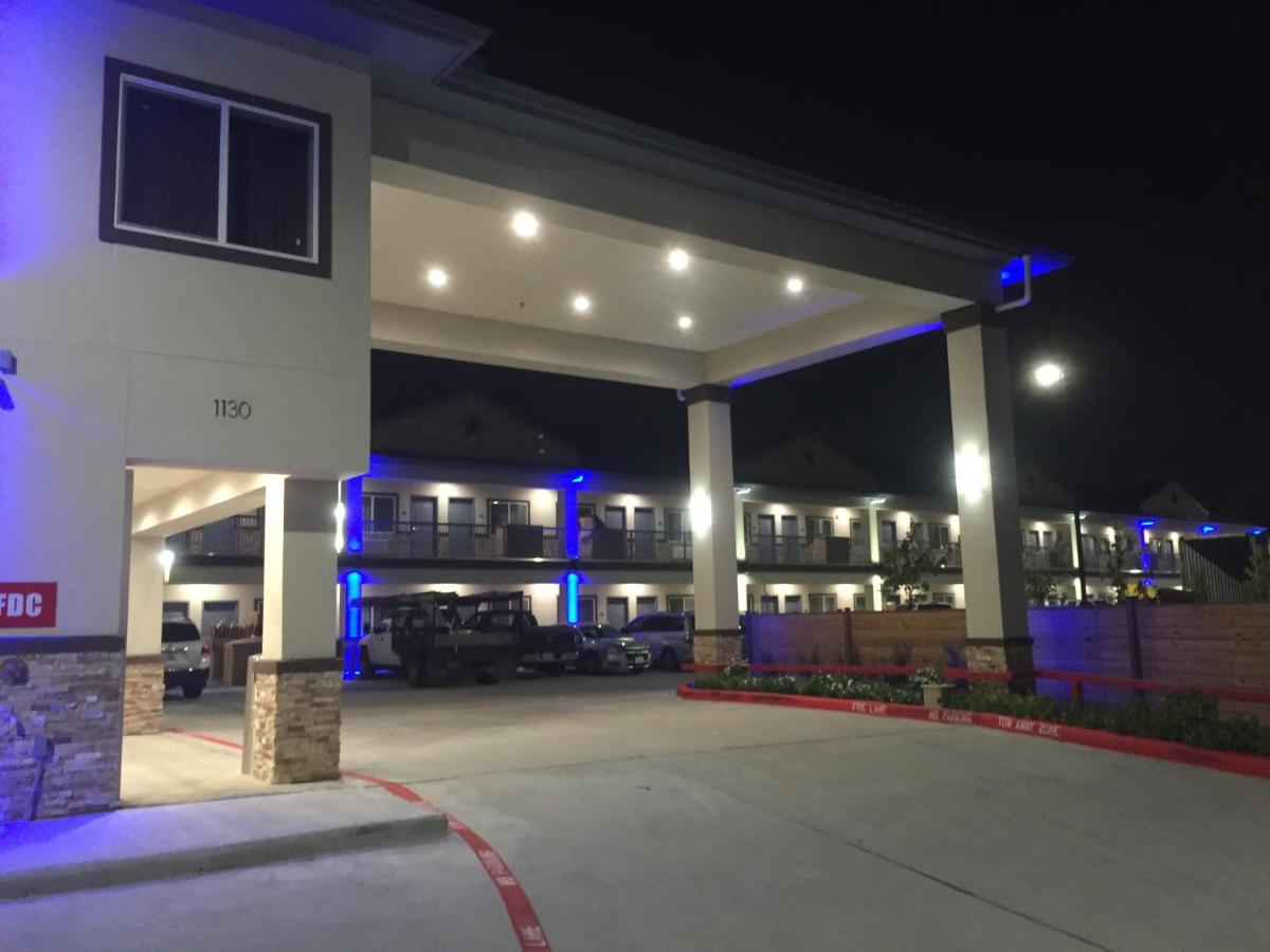 Americas Inn & Suites IAH North
