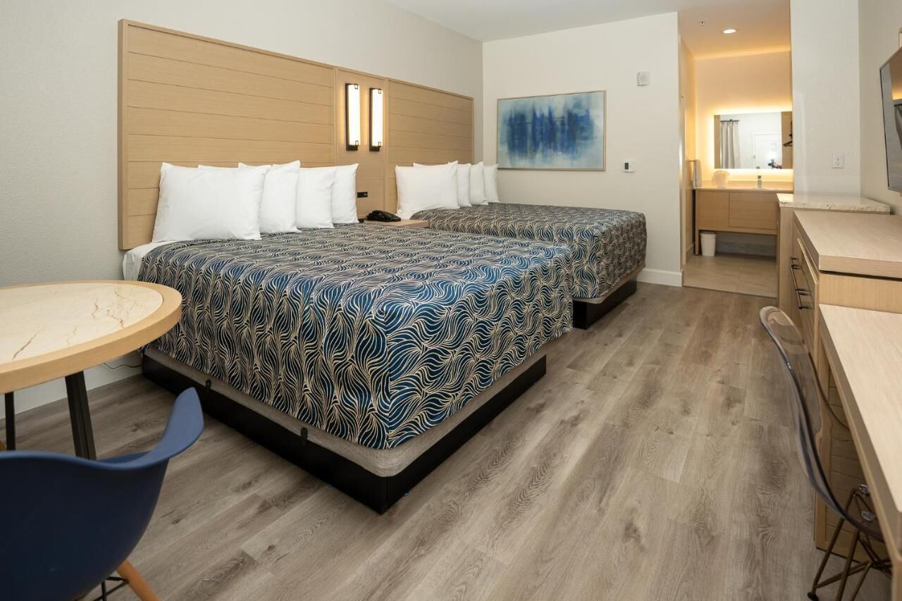Palace Inn Blue Iah East