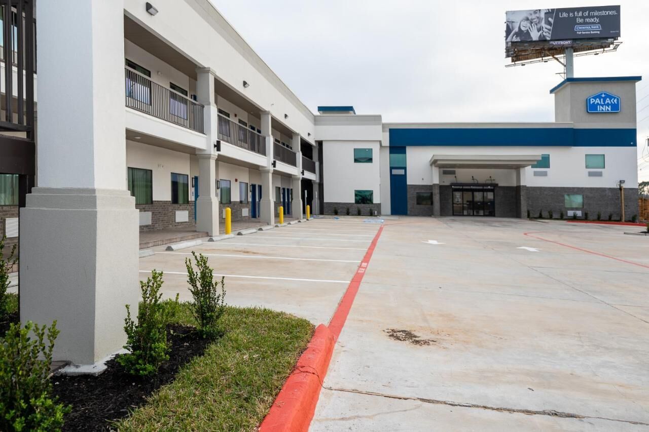 Palace Inn Blue Iah East