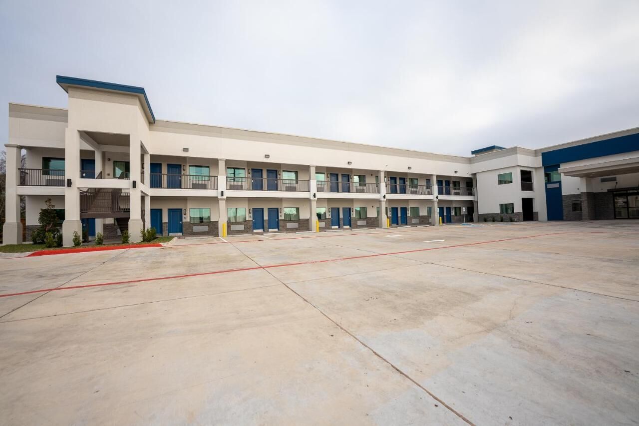 Palace Inn Blue Iah East