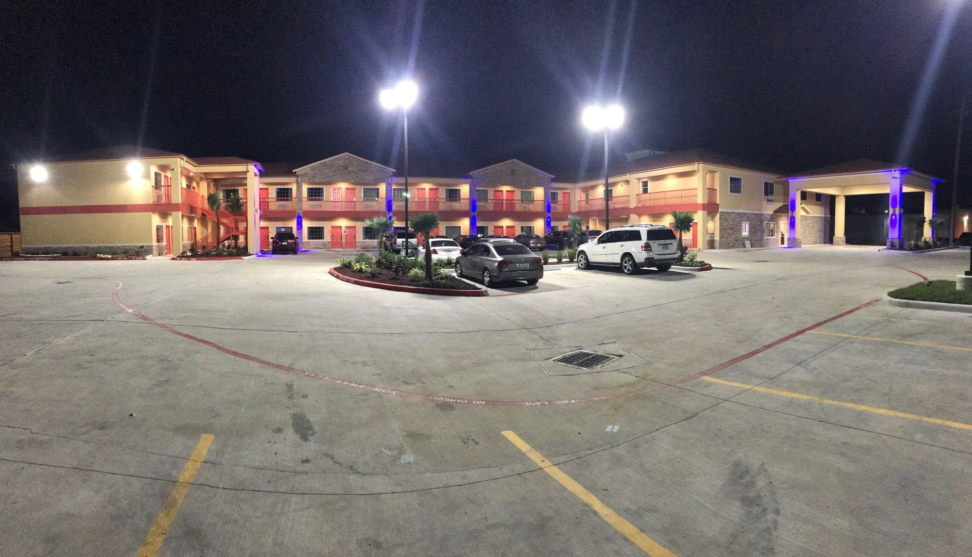 Scottish Inn & Suites IAH Airport