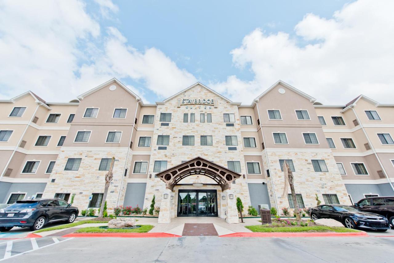 Staybridge Suites Houston - Humble Beltway 8 E