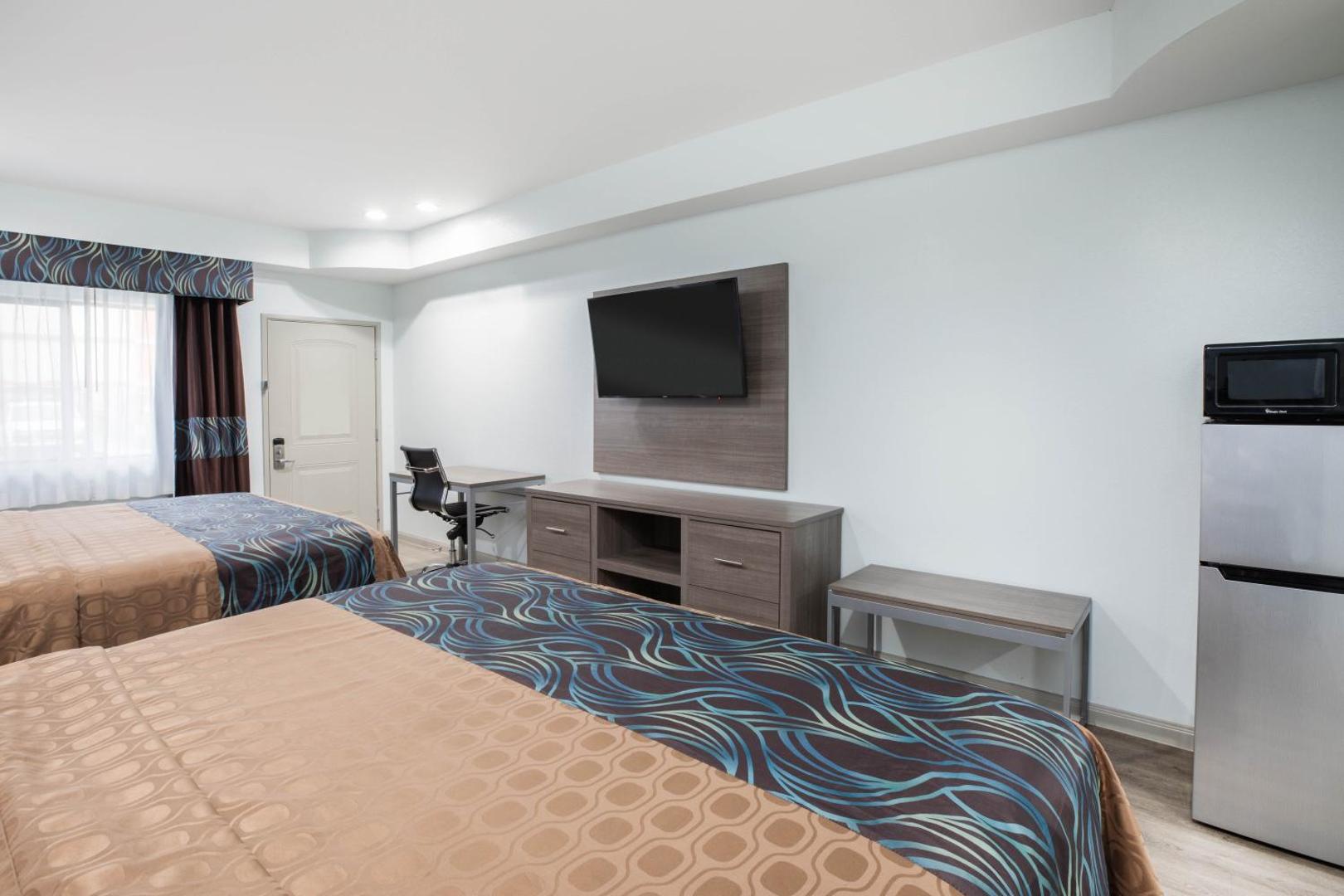 Super 8 by Wyndham Humble/Fallcreek/Houston