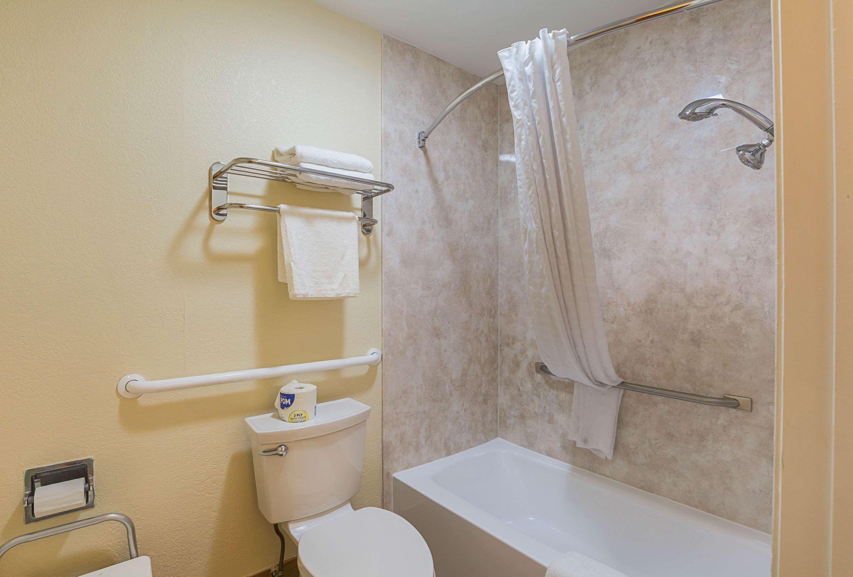 Econo Lodge Huntsville University Area
