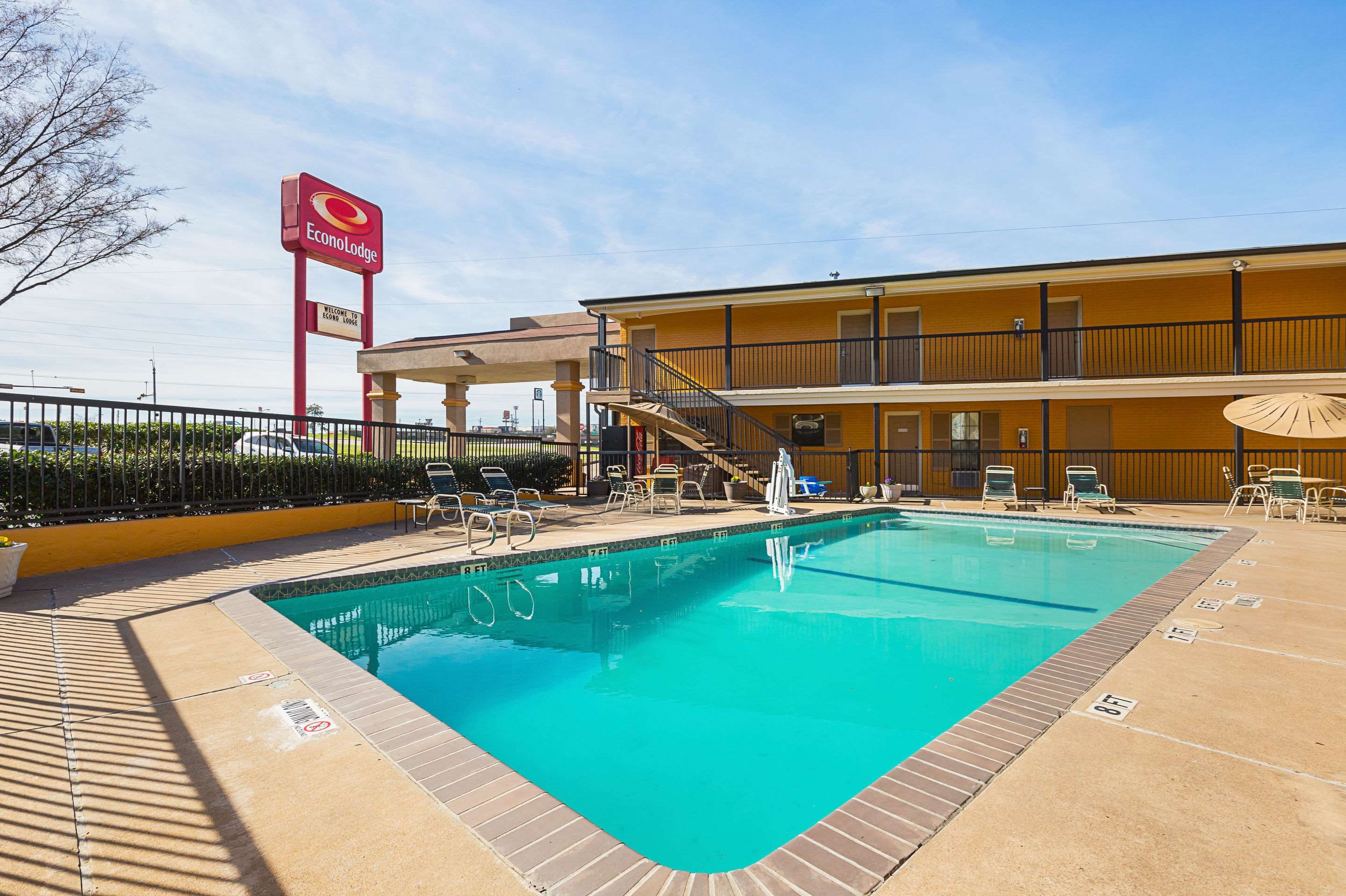 Econo Lodge Huntsville University Area