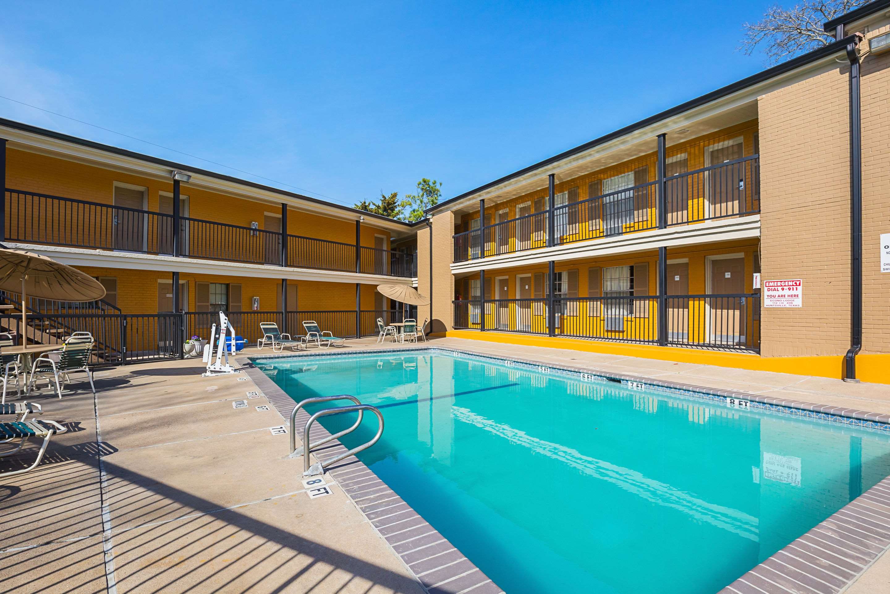 Econo Lodge Huntsville University Area
