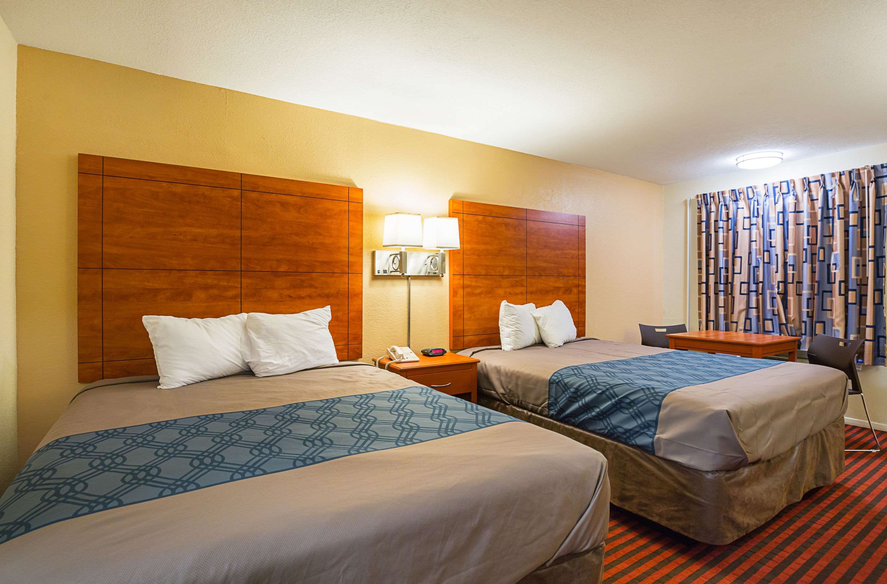 Econo Lodge Huntsville University Area