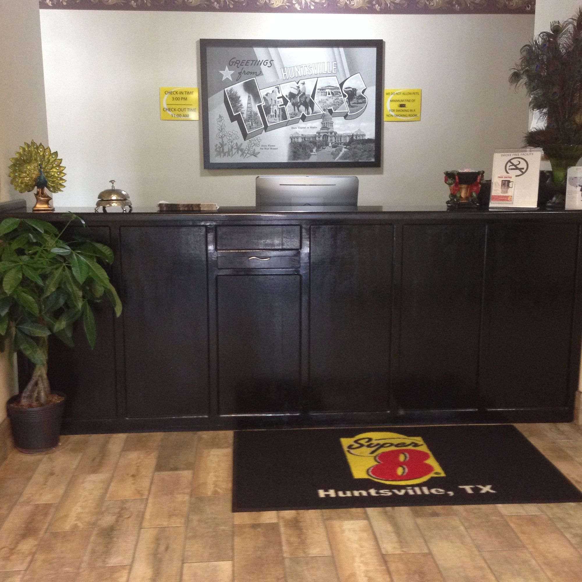 Super 8 by Wyndham Huntsville