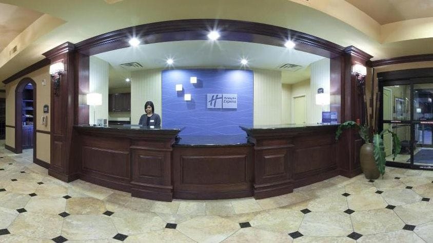 Holiday Inn Express Hotel & Suites West Hurst DFW Airport
