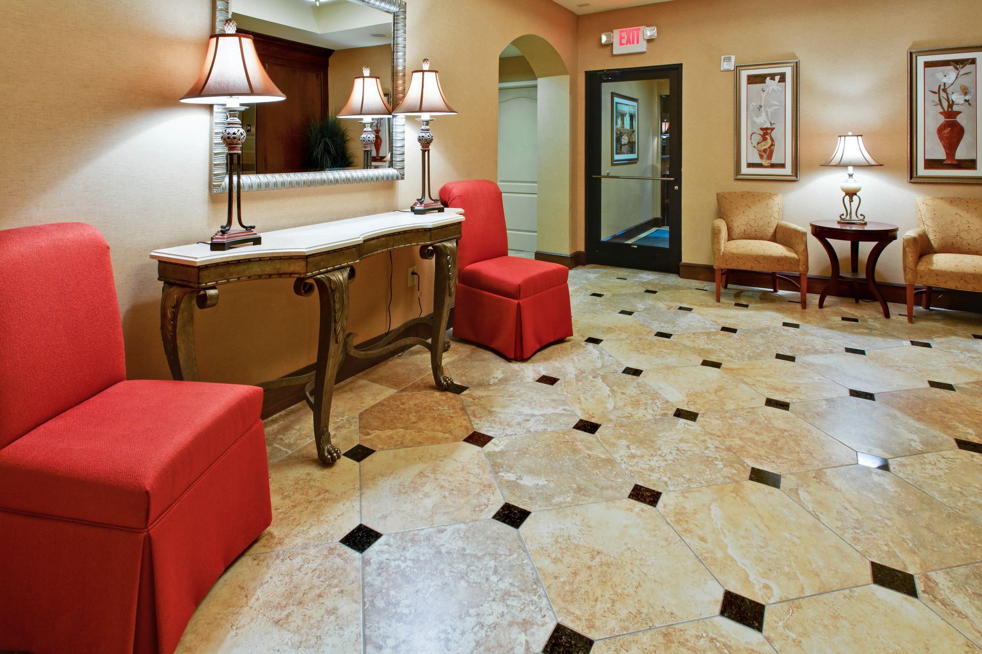 Holiday Inn Express Hotel & Suites West Hurst DFW Airport