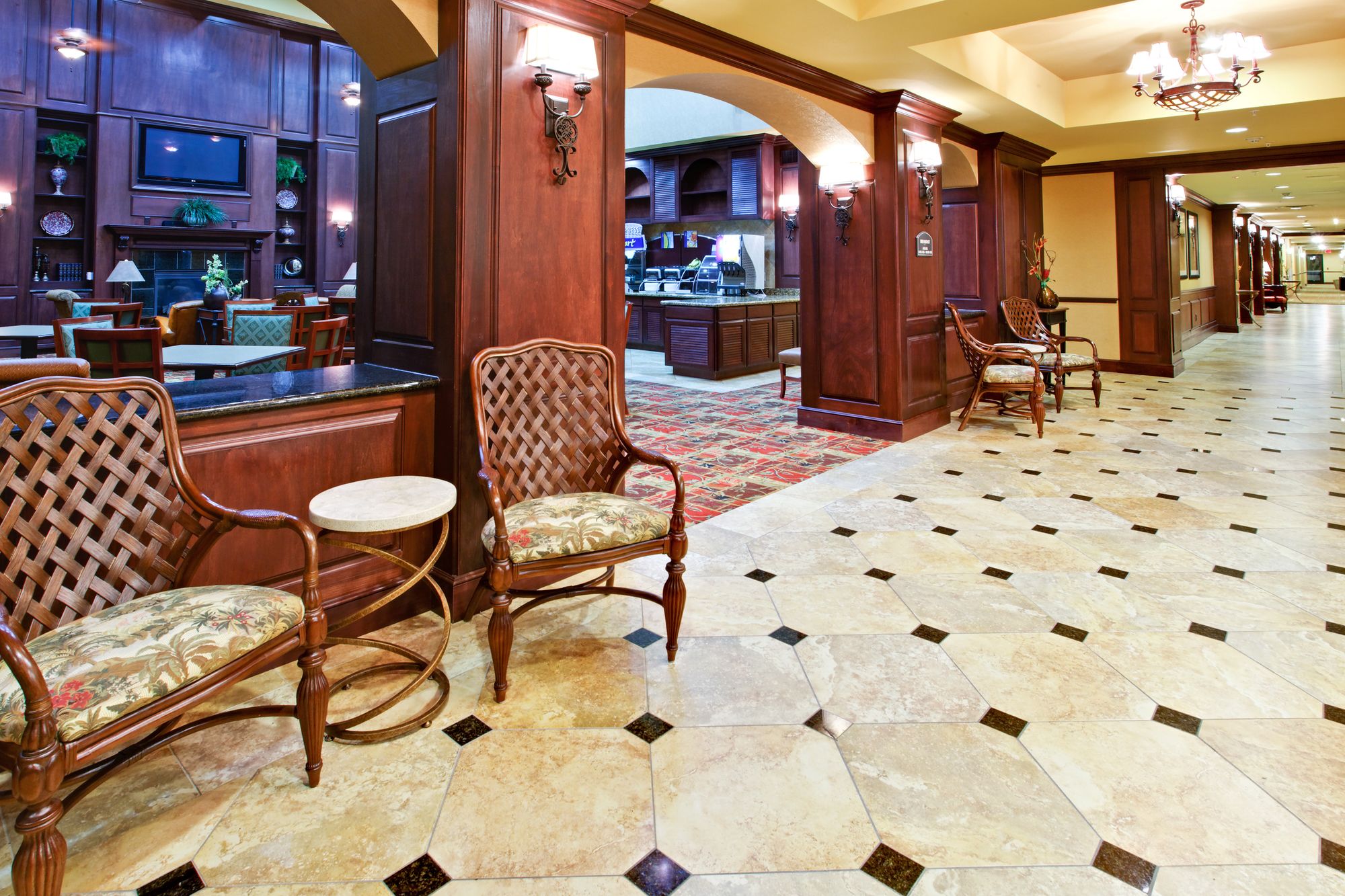 Holiday Inn Express Hotel & Suites West Hurst DFW Airport