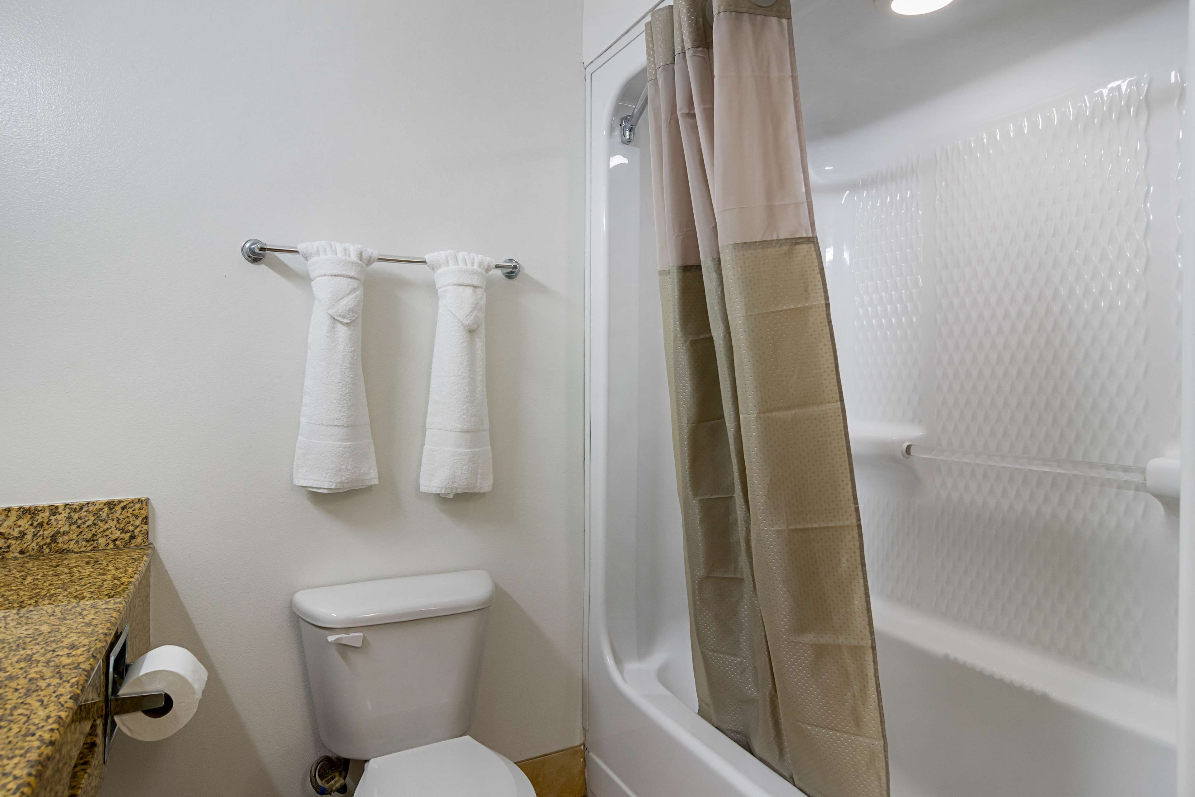 Studio 6 Ingleside