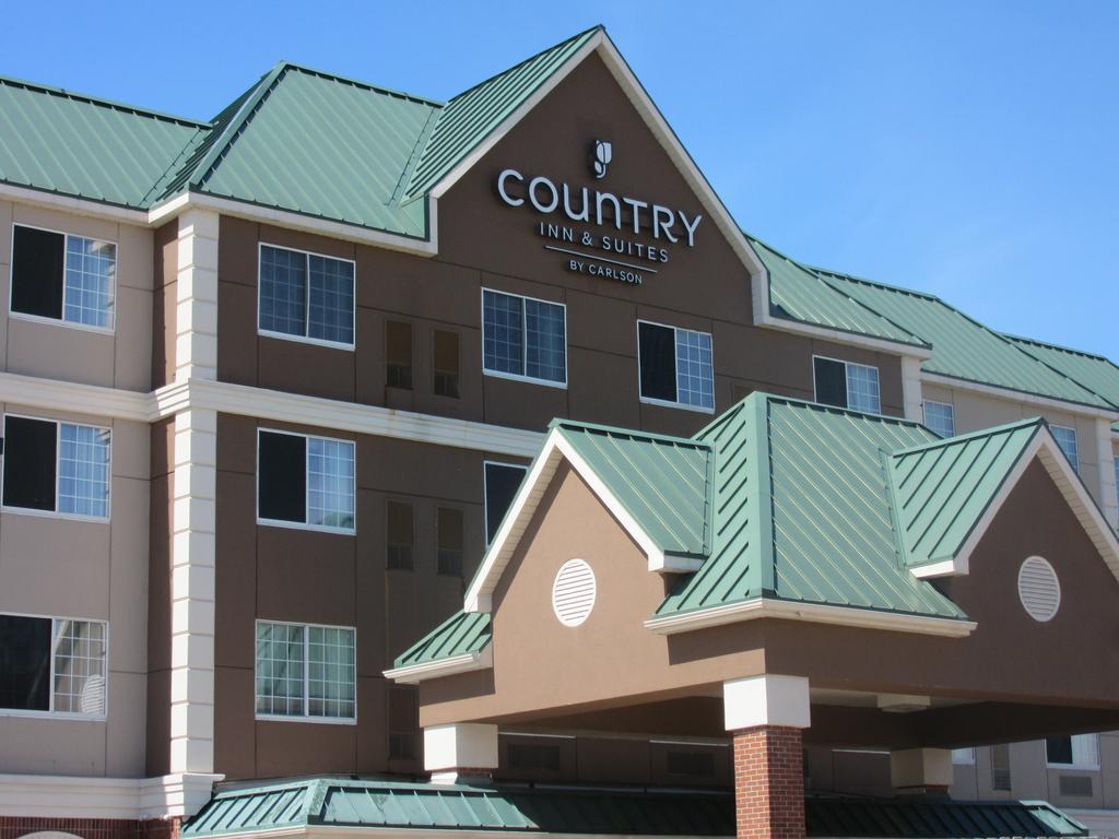 Country Inn & Suites by Radisson, DFW Airport South, TX