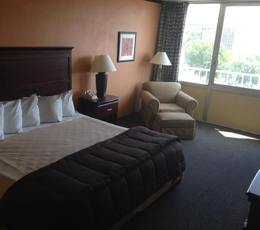 Wyndham DFW Airport